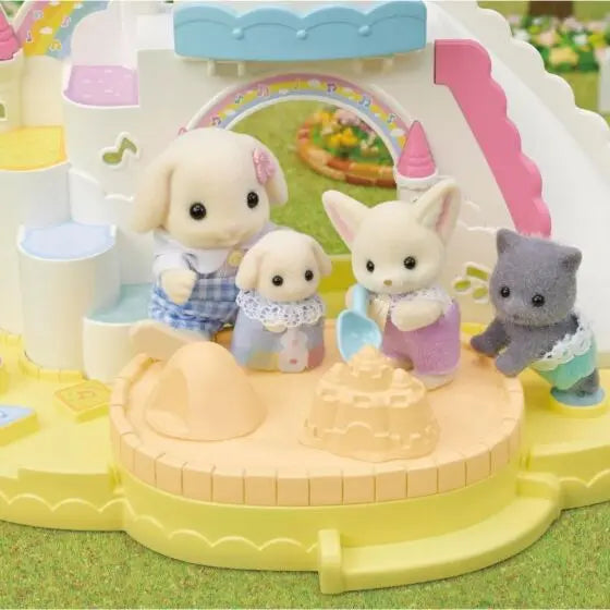 Peskovnik in bazen za vrtce