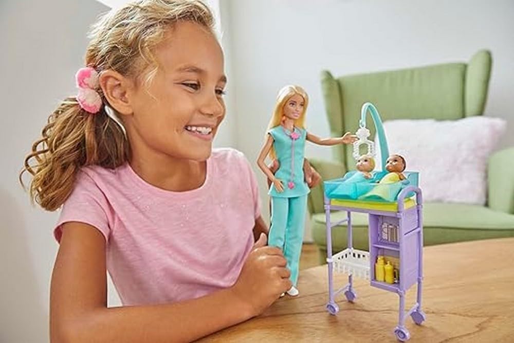 Mattel Barbie - Doctor (GKH23)